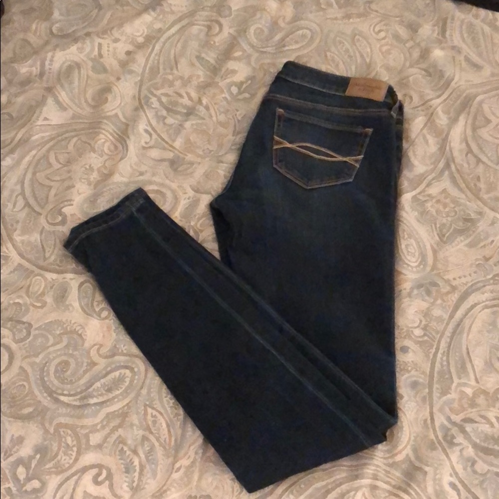 Abercrombie & Fitch Skinny Jeans SIZE 2R Women’s